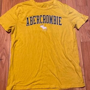 COPY - Boy’s Abercrombie t-shirt size 15/16